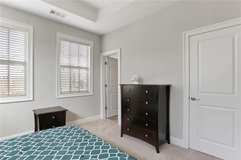 4214 Deming Circle, Sandy Springs, Georgia 30342, 3 Bedrooms Bedrooms, ,3 BathroomsBathrooms,Residential,Sold,4214 Deming Circle,6792553