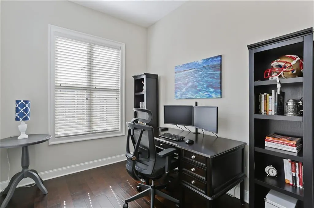 4214 Deming Circle, Sandy Springs, Georgia 30342, 3 Bedrooms Bedrooms, ,3 BathroomsBathrooms,Residential,Sold,4214 Deming Circle,6792553