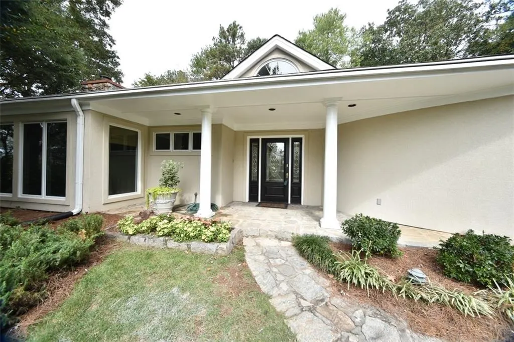 105 River North Drive, Sandy Springs, Georgia 30328, 4 Bedrooms Bedrooms, ,2 BathroomsBathrooms,Residential,Sold,105 River North Drive,5605753