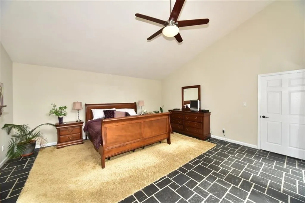 105 River North Drive, Sandy Springs, Georgia 30328, 4 Bedrooms Bedrooms, ,2 BathroomsBathrooms,Residential,Sold,105 River North Drive,5605753