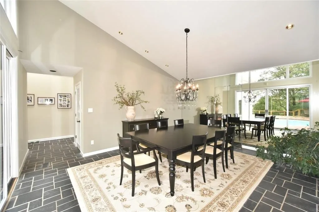 105 River North Drive, Sandy Springs, Georgia 30328, 4 Bedrooms Bedrooms, ,2 BathroomsBathrooms,Residential,Sold,105 River North Drive,5605753