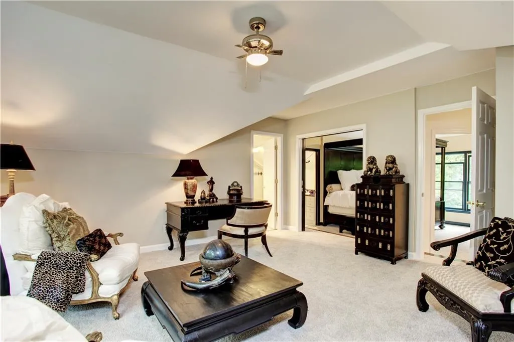 6130 River Shore Parkway, Sandy Springs, Georgia 30328, 5 Bedrooms Bedrooms, ,4 BathroomsBathrooms,Residential,Sold,6130 River Shore Parkway,5961436