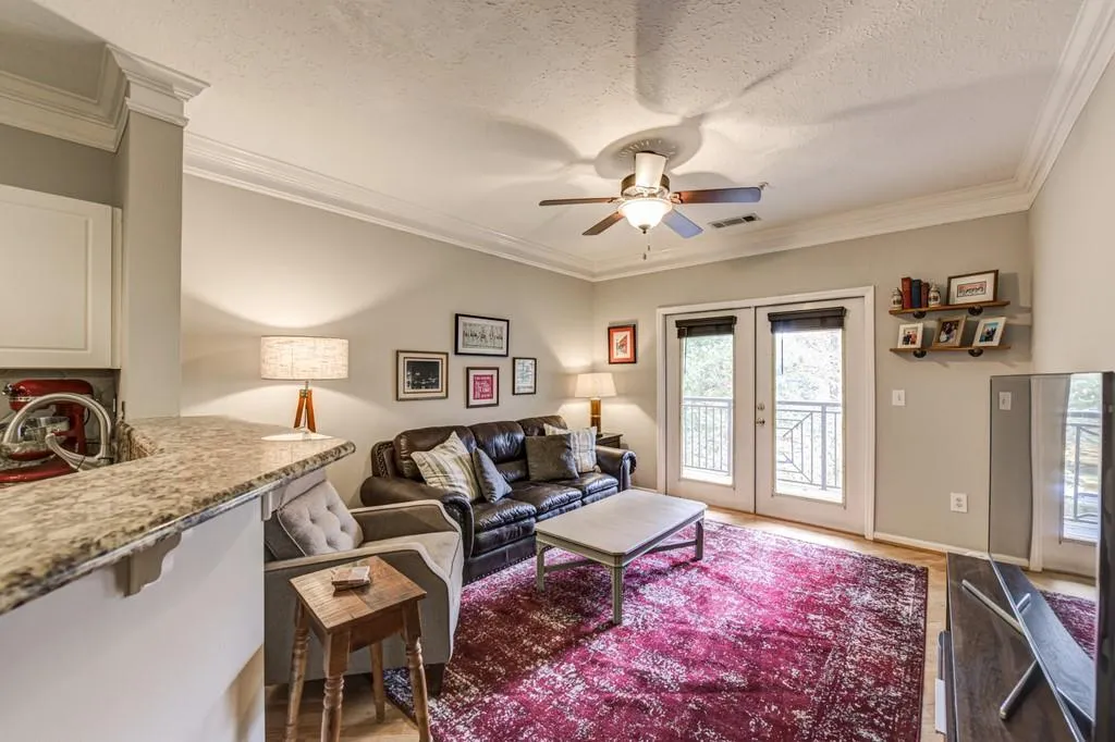 5559 Glenridge Drive Unit 1408, Sandy Springs, Georgia 30342, 1 Bedroom Bedrooms, ,1 BathroomBathrooms,Residential,Sold,5559 Glenridge Drive Unit 1408,6808511