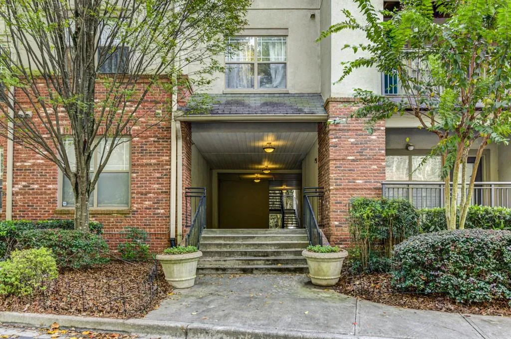 5559 Glenridge Drive Unit 1408, Sandy Springs, Georgia 30342, 1 Bedroom Bedrooms, ,1 BathroomBathrooms,Residential,Sold,5559 Glenridge Drive Unit 1408,6808511