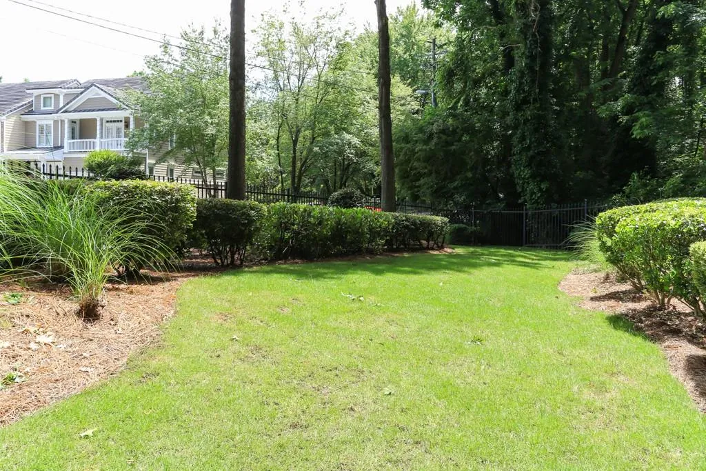 5559 Glenridge Drive Unit 1408, Sandy Springs, Georgia 30342, 1 Bedroom Bedrooms, ,1 BathroomBathrooms,Residential,Sold,5559 Glenridge Drive Unit 1408,6808511