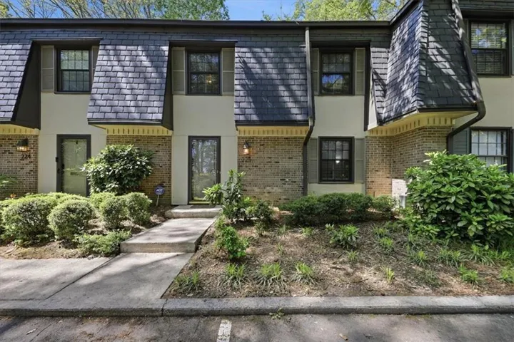 225 Triumph Drive Nw, Atlanta, Georgia 30327