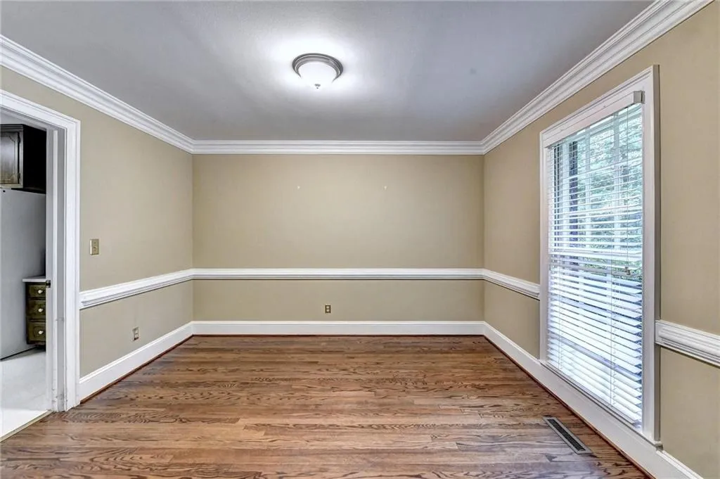 1240 Spalding Drive, Sandy Springs, Georgia 30350, 3 Bedrooms Bedrooms, ,3 BathroomsBathrooms,Residential,Sold,1240 Spalding Drive,7252032