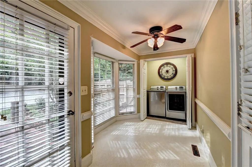 1240 Spalding Drive, Sandy Springs, Georgia 30350, 3 Bedrooms Bedrooms, ,3 BathroomsBathrooms,Residential,Sold,1240 Spalding Drive,7252032