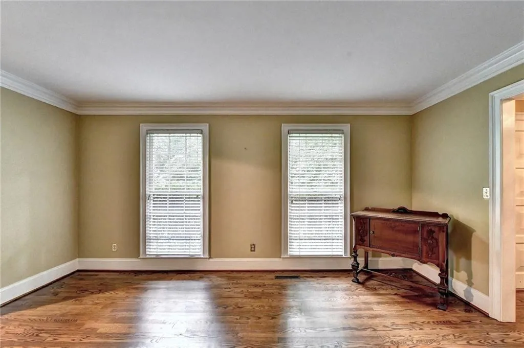 1240 Spalding Drive, Sandy Springs, Georgia 30350, 3 Bedrooms Bedrooms, ,3 BathroomsBathrooms,Residential,Sold,1240 Spalding Drive,7252032