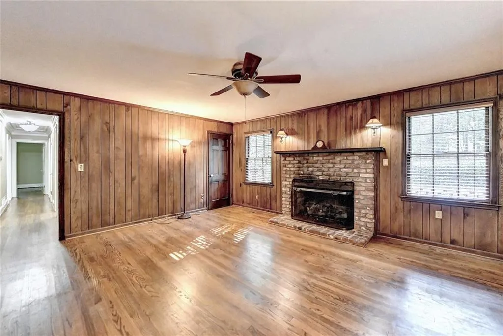 1240 Spalding Drive, Sandy Springs, Georgia 30350, 3 Bedrooms Bedrooms, ,3 BathroomsBathrooms,Residential,Sold,1240 Spalding Drive,7252032
