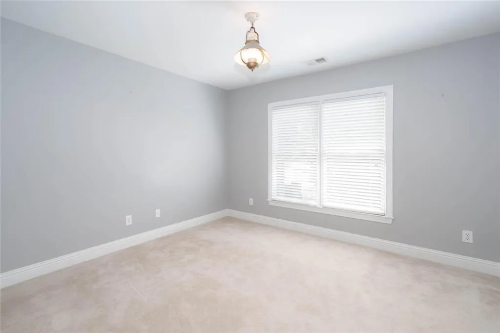6390 Glen Oaks Lane, Atlanta, Georgia 30328, 4 Bedrooms Bedrooms, ,4 BathroomsBathrooms,Residential,Sold,6390 Glen Oaks Lane,7223013