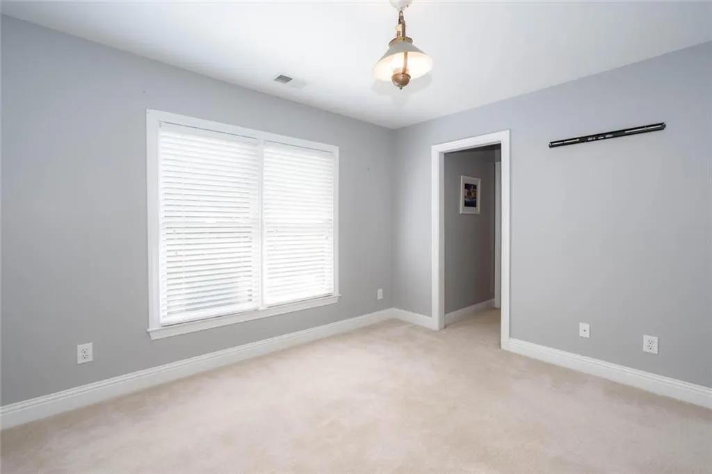 6390 Glen Oaks Lane, Atlanta, Georgia 30328, 4 Bedrooms Bedrooms, ,4 BathroomsBathrooms,Residential,Sold,6390 Glen Oaks Lane,7223013