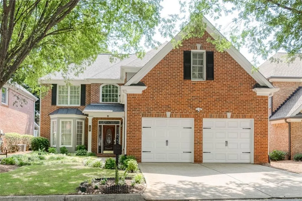 6390 Glen Oaks Lane, Atlanta, Georgia 30328, 4 Bedrooms Bedrooms, ,4 BathroomsBathrooms,Residential,Sold,6390 Glen Oaks Lane,7223013