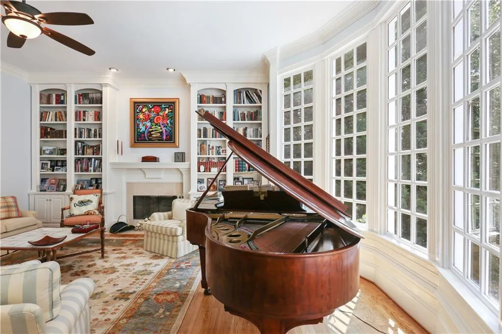 650 Mount Paran Road, Atlanta, Georgia 30327, 5 Bedrooms Bedrooms, ,5 BathroomsBathrooms,Residential,Sold,650 Mount Paran Road,5969312