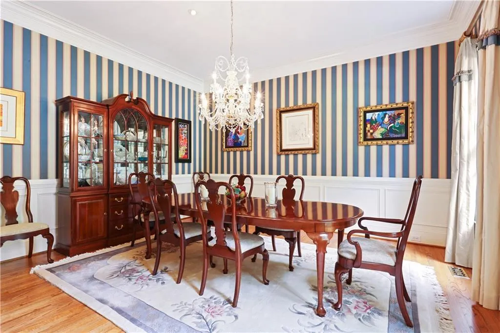 650 Mount Paran Road, Atlanta, Georgia 30327, 5 Bedrooms Bedrooms, ,5 BathroomsBathrooms,Residential,Sold,650 Mount Paran Road,5969312