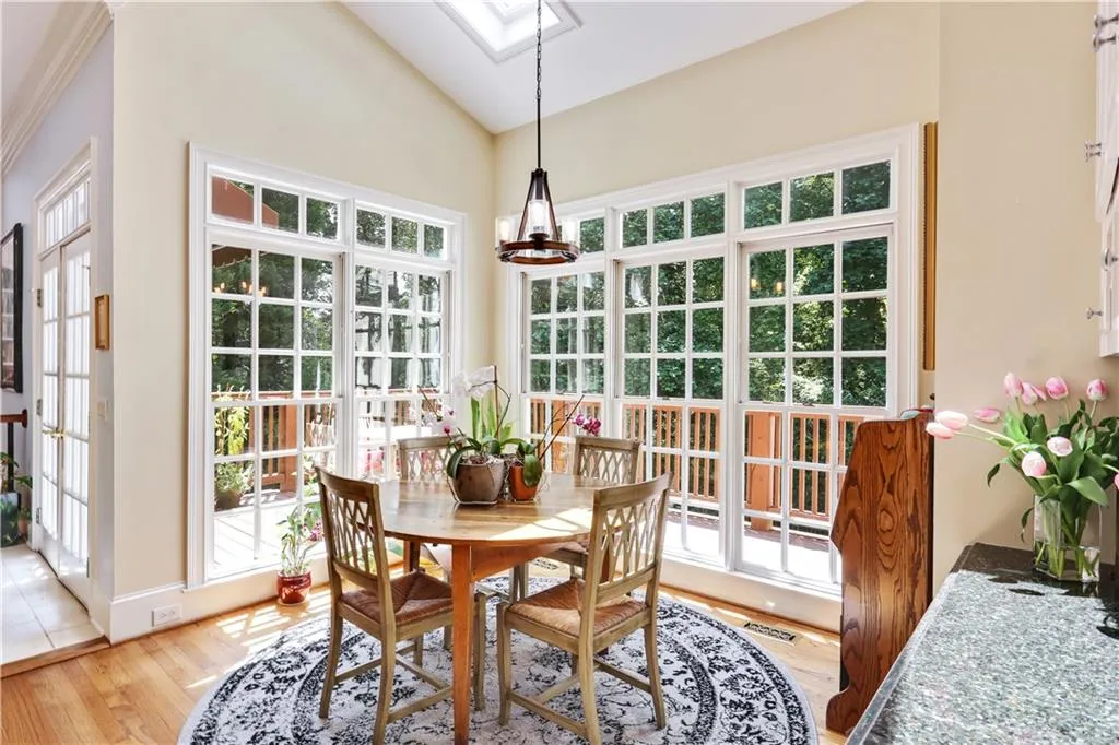 650 Mount Paran Road, Atlanta, Georgia 30327, 5 Bedrooms Bedrooms, ,5 BathroomsBathrooms,Residential,Sold,650 Mount Paran Road,5969312