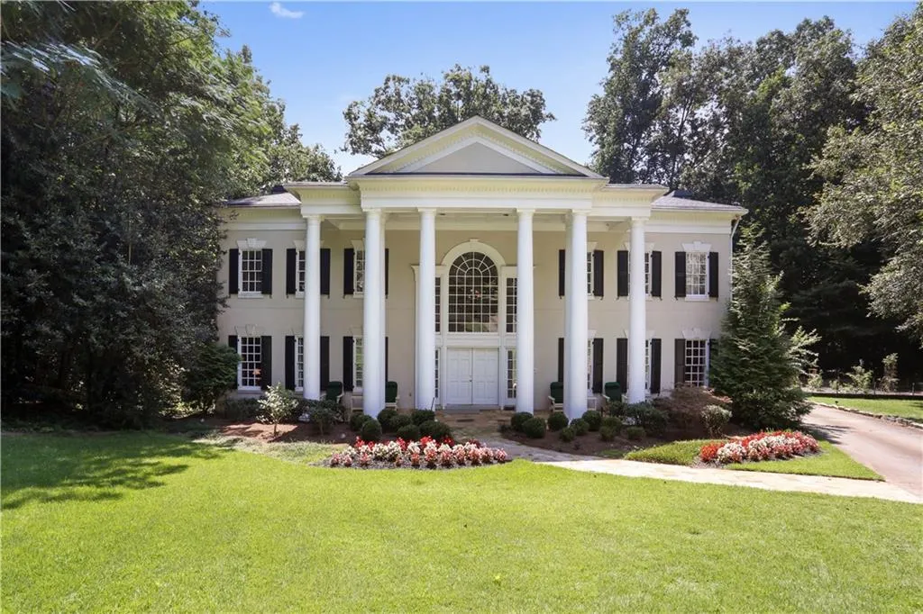 650 Mount Paran Road, Atlanta, Georgia 30327, 5 Bedrooms Bedrooms, ,5 BathroomsBathrooms,Residential,Sold,650 Mount Paran Road,5969312