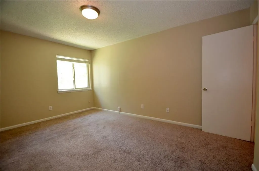 5095 Roswell Road Unit 304, Atlanta, Georgia 30342, 2 Bedrooms Bedrooms, ,2 BathroomsBathrooms,Residential,Sold,5095 Roswell Road Unit 304,6009021