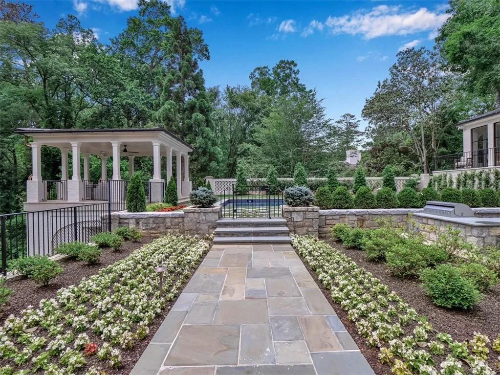 3625 Tuxedo Road Nw, Atlanta, Georgia 30305, 6 Bedrooms Bedrooms, ,7 BathroomsBathrooms,Residential,For Sale,3625 Tuxedo Road Nw,7577029