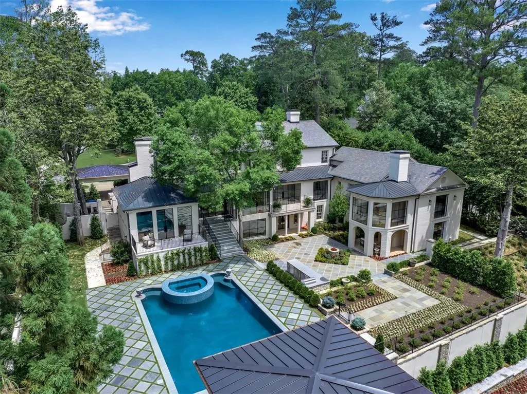 3625 Tuxedo Road Nw, Atlanta, Georgia 30305, 6 Bedrooms Bedrooms, ,7 BathroomsBathrooms,Residential,For Sale,3625 Tuxedo Road Nw,7577029