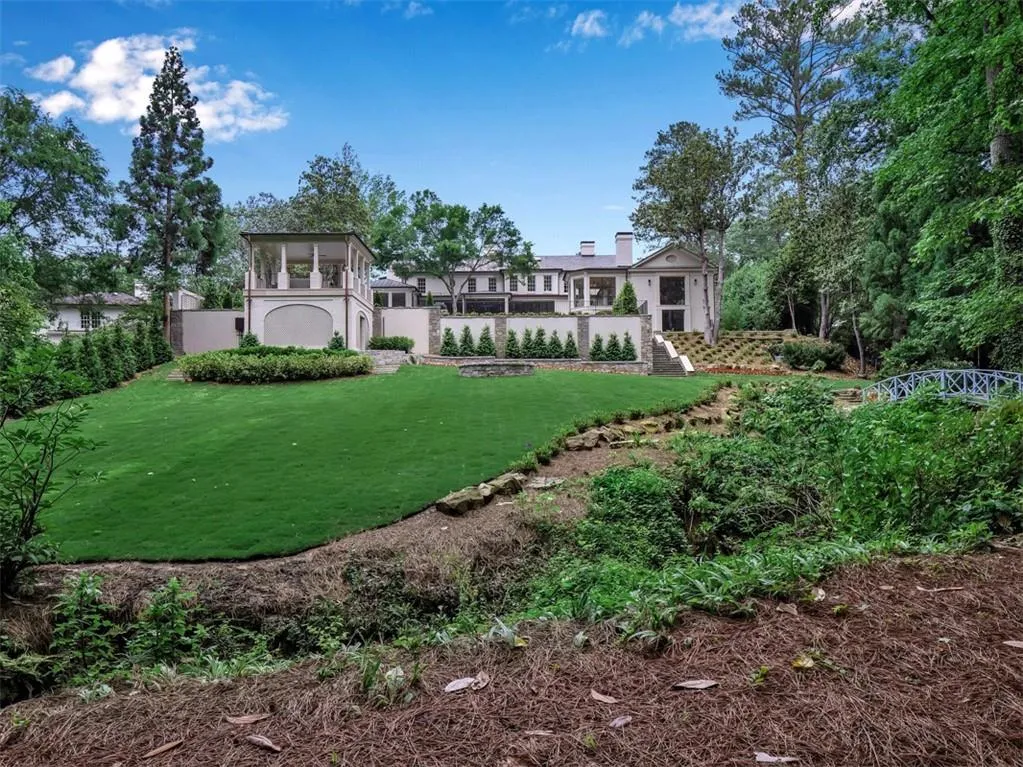 3625 Tuxedo Road Nw, Atlanta, Georgia 30305, 6 Bedrooms Bedrooms, ,7 BathroomsBathrooms,Residential,For Sale,3625 Tuxedo Road Nw,7577029
