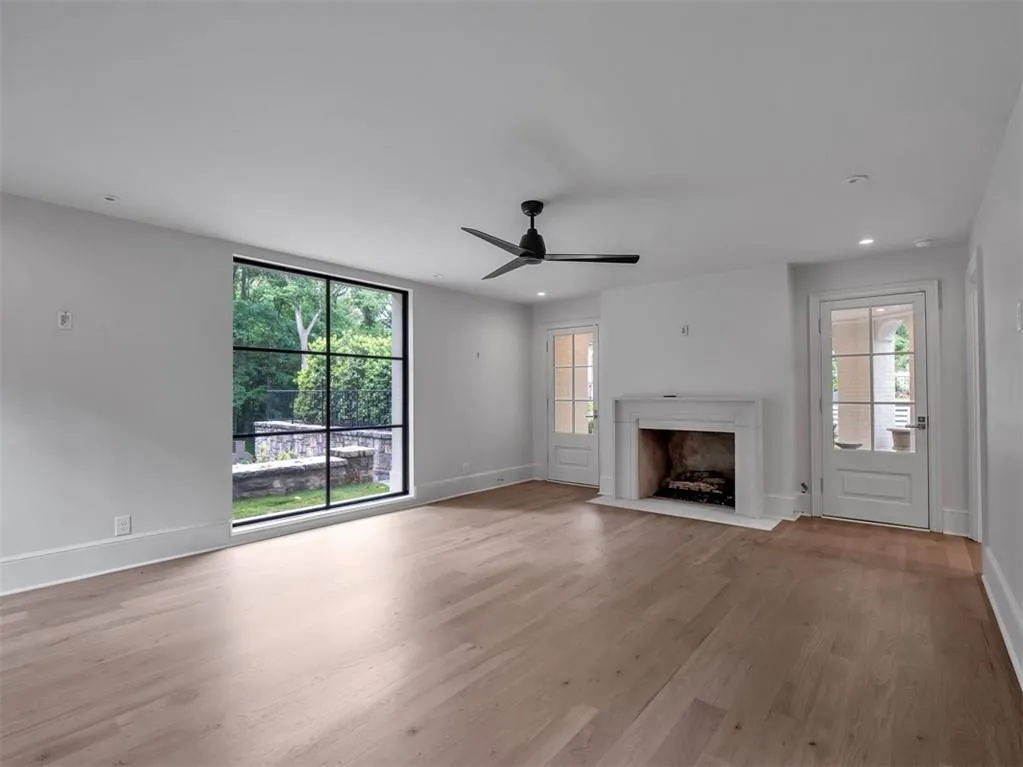 3625 Tuxedo Road Nw, Atlanta, Georgia 30305, 6 Bedrooms Bedrooms, ,7 BathroomsBathrooms,Residential,For Sale,3625 Tuxedo Road Nw,7577029