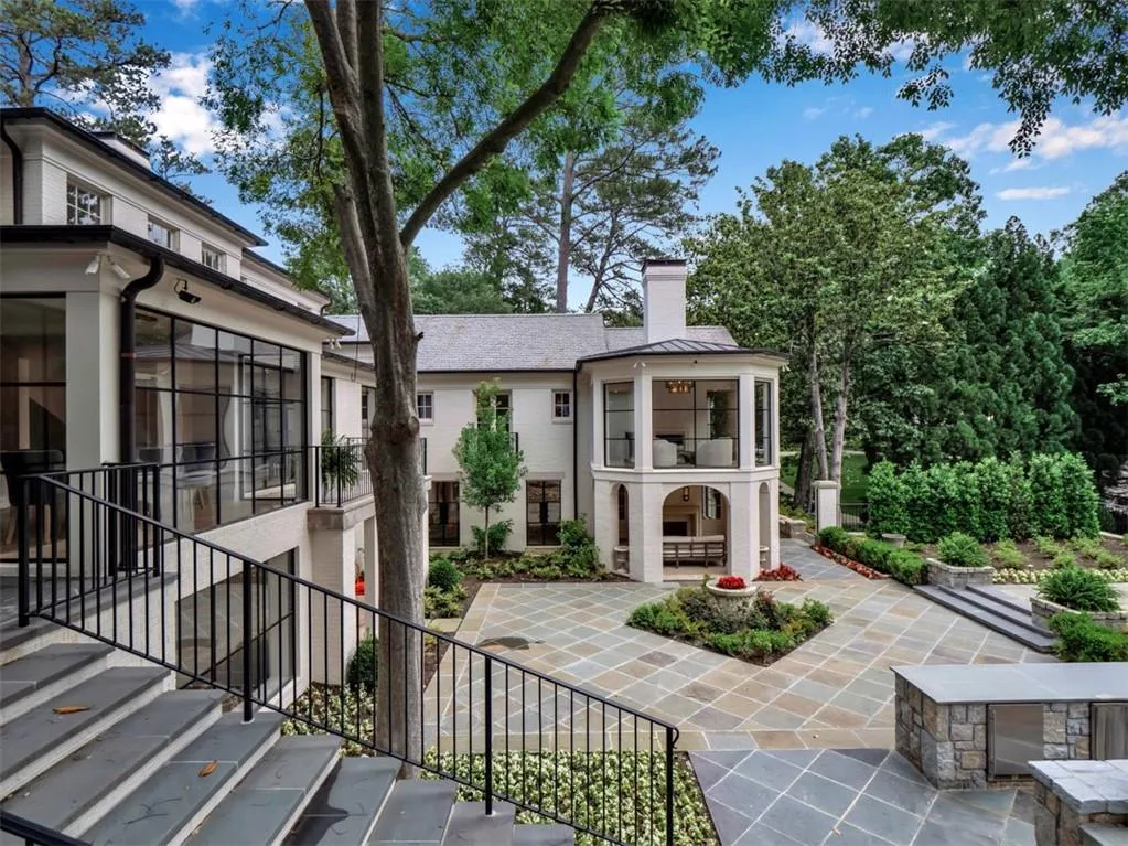 3625 Tuxedo Road Nw, Atlanta, Georgia 30305, 6 Bedrooms Bedrooms, ,7 BathroomsBathrooms,Residential,For Sale,3625 Tuxedo Road Nw,7577029