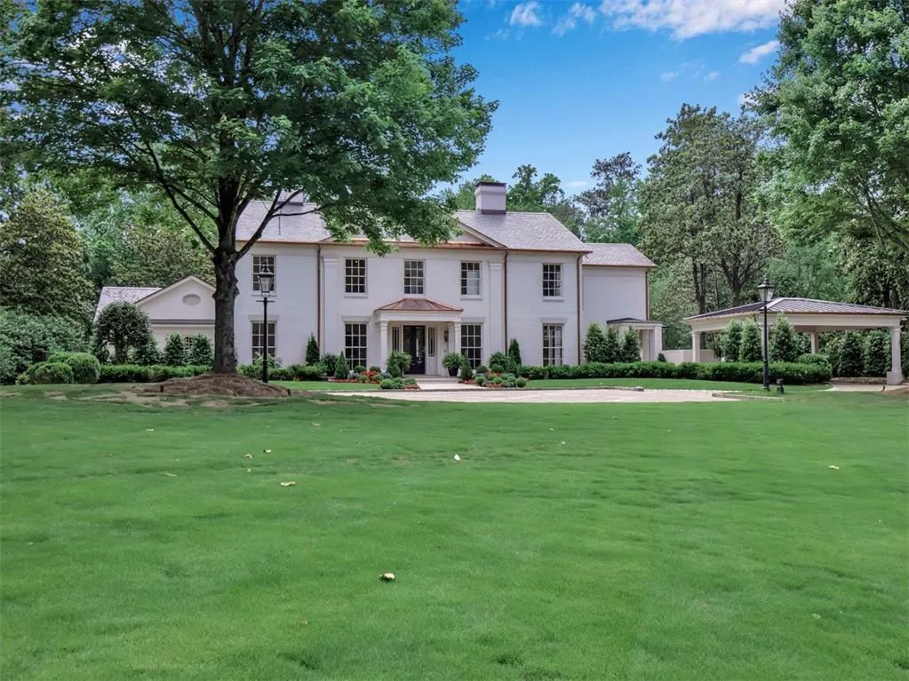 3625 Tuxedo Road Nw, Atlanta, Georgia 30305, 6 Bedrooms Bedrooms, ,7 BathroomsBathrooms,Residential,For Sale,3625 Tuxedo Road Nw,7577029