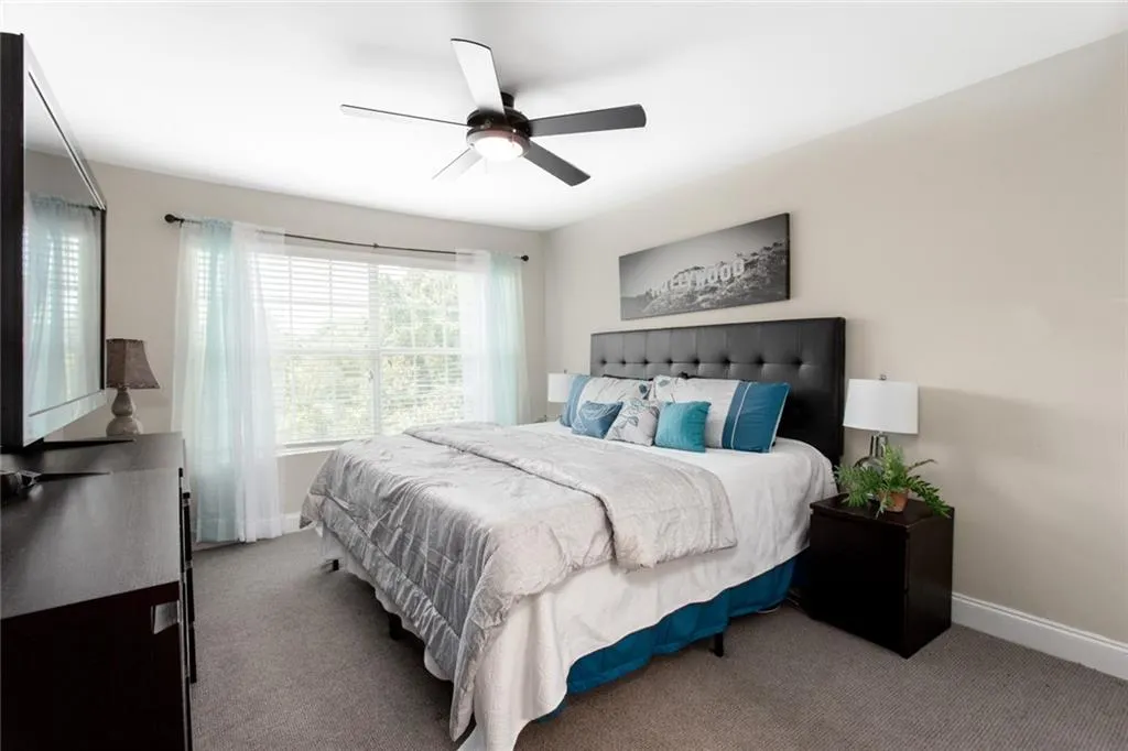 6980 Roswell Road Unit B7, Sandy Springs, Georgia 30328, 2 Bedrooms Bedrooms, ,2 BathroomsBathrooms,Residential,Sold,6980 Roswell Road Unit B7,6905812