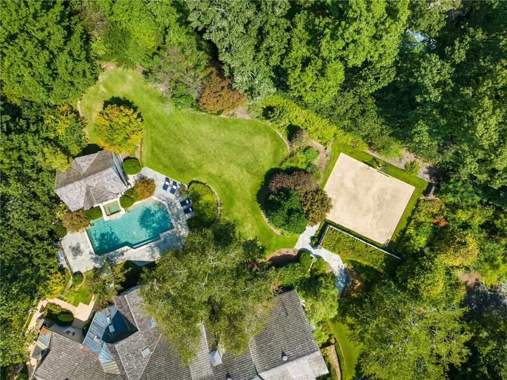4700 Woodvale Drive, Sandy Springs, Georgia 30327, 5 Bedrooms Bedrooms, ,5 BathroomsBathrooms,Residential,Sold,4700 Woodvale Drive,7243711