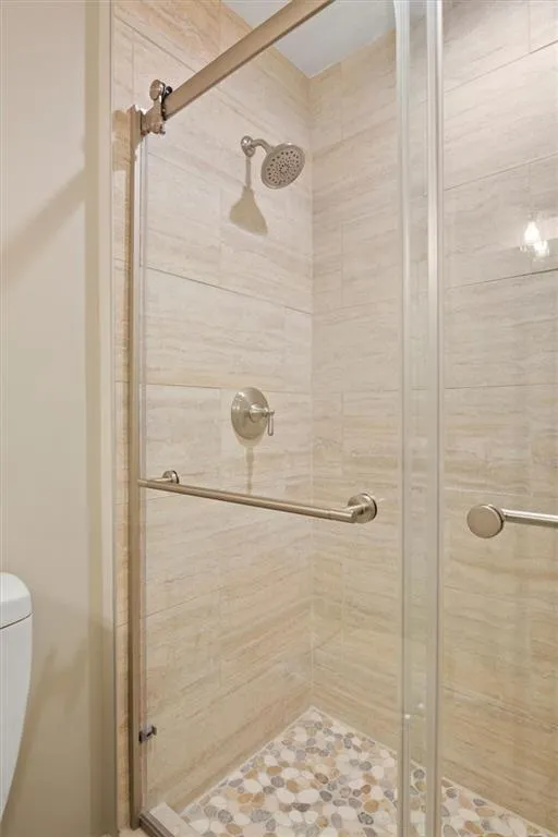 415 The North Chace Unit 415, Sandy Springs, Georgia 30328, 3 Bedrooms Bedrooms, ,2 BathroomsBathrooms,Residential,Sold,415 The North Chace Unit 415,6925234