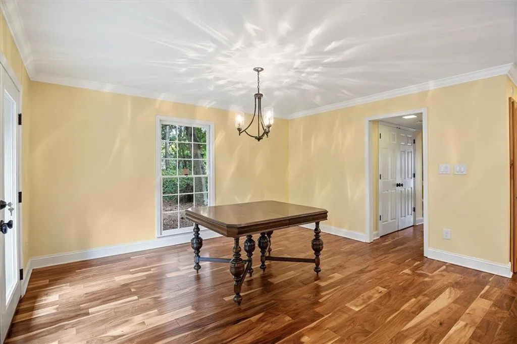 415 The North Chace Unit 415, Sandy Springs, Georgia 30328, 3 Bedrooms Bedrooms, ,2 BathroomsBathrooms,Residential,Sold,415 The North Chace Unit 415,6925234