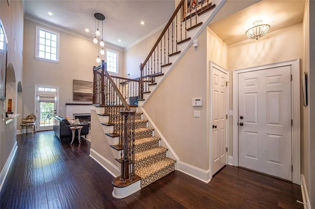 415 Wembley Circle, Atlanta, Georgia 30328, 4 Bedrooms Bedrooms, ,3 BathroomsBathrooms,Residential,Sold,415 Wembley Circle,6887919