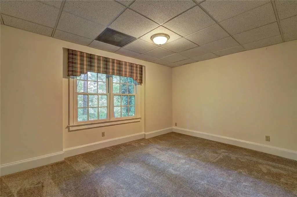 2940 Coles Way, Sandy Springs, Georgia 30350, 6 Bedrooms Bedrooms, ,4 BathroomsBathrooms,Residential,Sold,2940 Coles Way,7087343