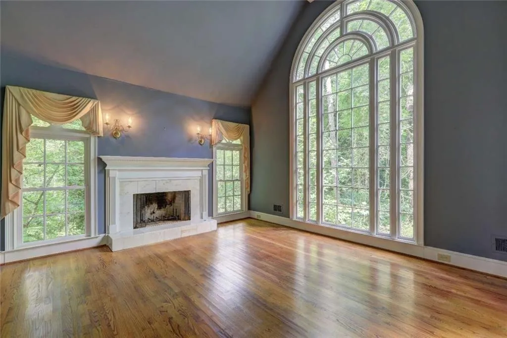 2940 Coles Way, Sandy Springs, Georgia 30350, 6 Bedrooms Bedrooms, ,4 BathroomsBathrooms,Residential,Sold,2940 Coles Way,7087343