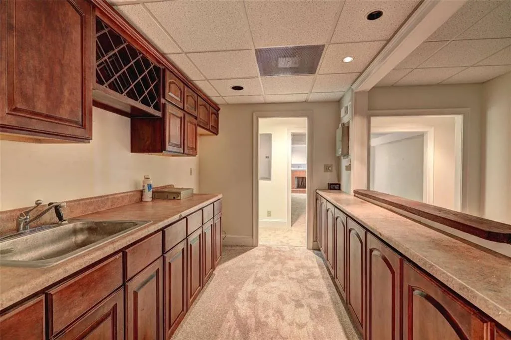 2940 Coles Way, Sandy Springs, Georgia 30350, 6 Bedrooms Bedrooms, ,4 BathroomsBathrooms,Residential,Sold,2940 Coles Way,7087343