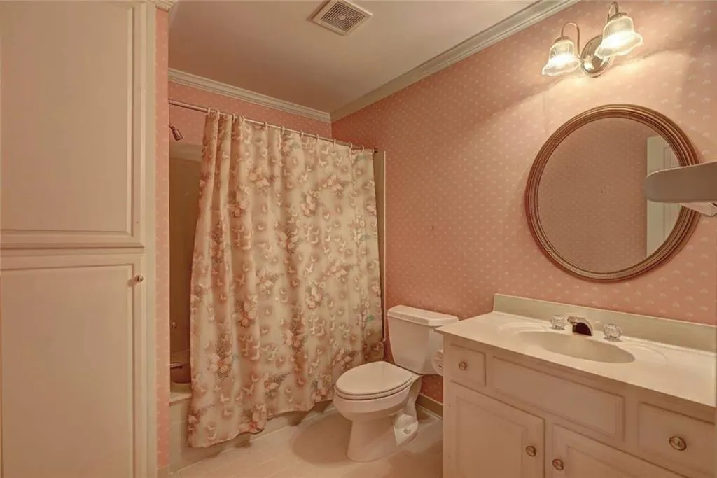 2940 Coles Way, Sandy Springs, Georgia 30350, 6 Bedrooms Bedrooms, ,4 BathroomsBathrooms,Residential,Sold,2940 Coles Way,7087343