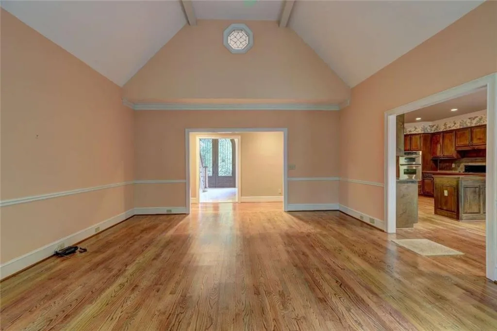 2940 Coles Way, Sandy Springs, Georgia 30350, 6 Bedrooms Bedrooms, ,4 BathroomsBathrooms,Residential,Sold,2940 Coles Way,7087343