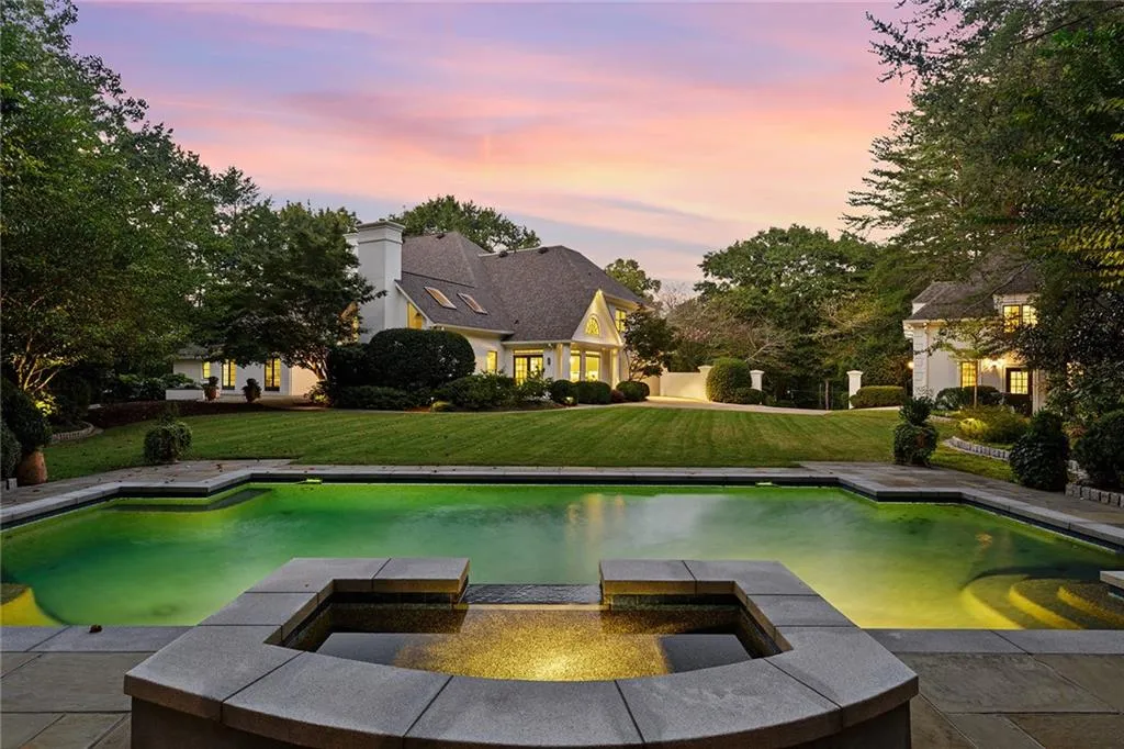 5760 Powers Ferry Road, Sandy Springs, Georgia 30327, 5 Bedrooms Bedrooms, ,4 BathroomsBathrooms,Residential,Sold,5760 Powers Ferry Road,7110893