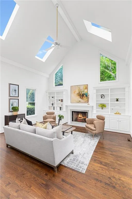 5760 Powers Ferry Road, Sandy Springs, Georgia 30327, 5 Bedrooms Bedrooms, ,4 BathroomsBathrooms,Residential,Sold,5760 Powers Ferry Road,7110893