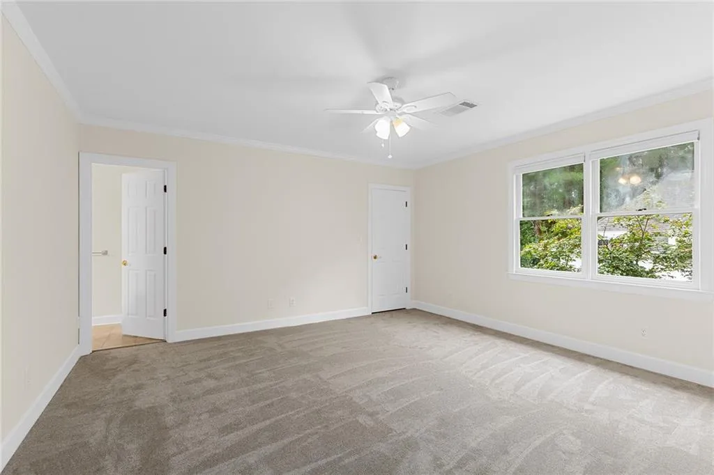 5760 Powers Ferry Road, Sandy Springs, Georgia 30327, 5 Bedrooms Bedrooms, ,4 BathroomsBathrooms,Residential,Sold,5760 Powers Ferry Road,7110893