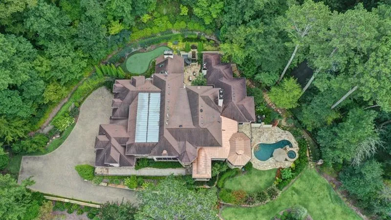 760 Londonberry Road Nw, Atlanta, Georgia 30327, 7 Bedrooms Bedrooms, ,7 BathroomsBathrooms,Residential,Sold,760 Londonberry Road Nw,6606832