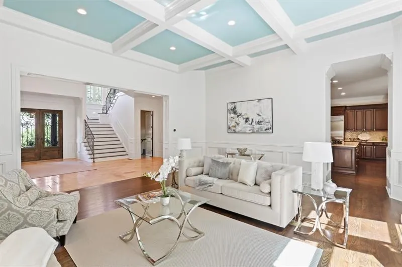 760 Londonberry Road Nw, Atlanta, Georgia 30327, 7 Bedrooms Bedrooms, ,7 BathroomsBathrooms,Residential,Sold,760 Londonberry Road Nw,6606832