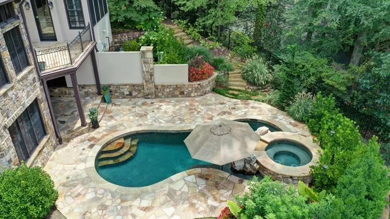 760 Londonberry Road Nw, Atlanta, Georgia 30327, 7 Bedrooms Bedrooms, ,7 BathroomsBathrooms,Residential,Sold,760 Londonberry Road Nw,6606832