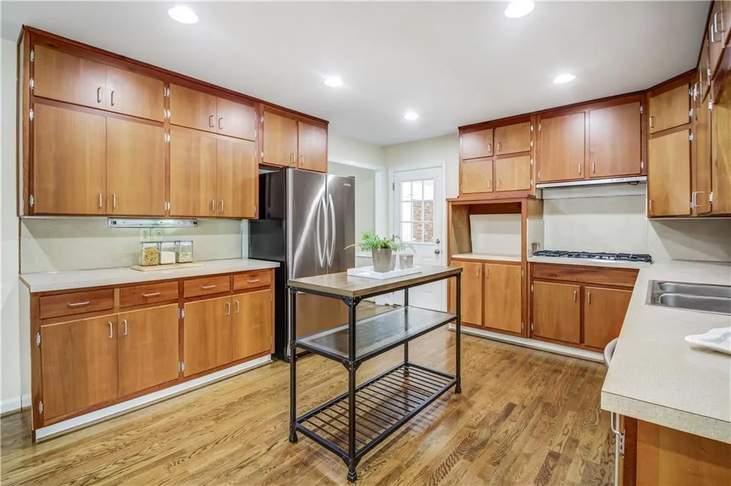 4755 Cherrywood Lane, Sandy Springs, Georgia 30342, 4 Bedrooms Bedrooms, ,4 BathroomsBathrooms,Residential,Sold,4755 Cherrywood Lane,6616269