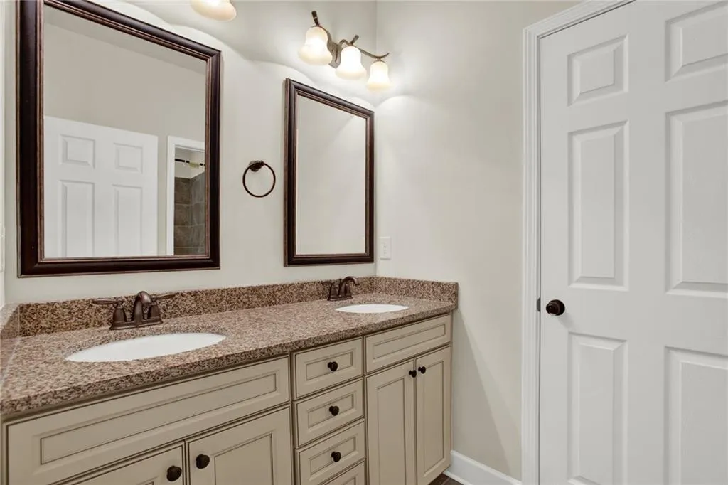 112 Bradford Drive, Atlanta, Georgia 30328, 4 Bedrooms Bedrooms, ,3 BathroomsBathrooms,Residential,Sold,112 Bradford Drive,7207990