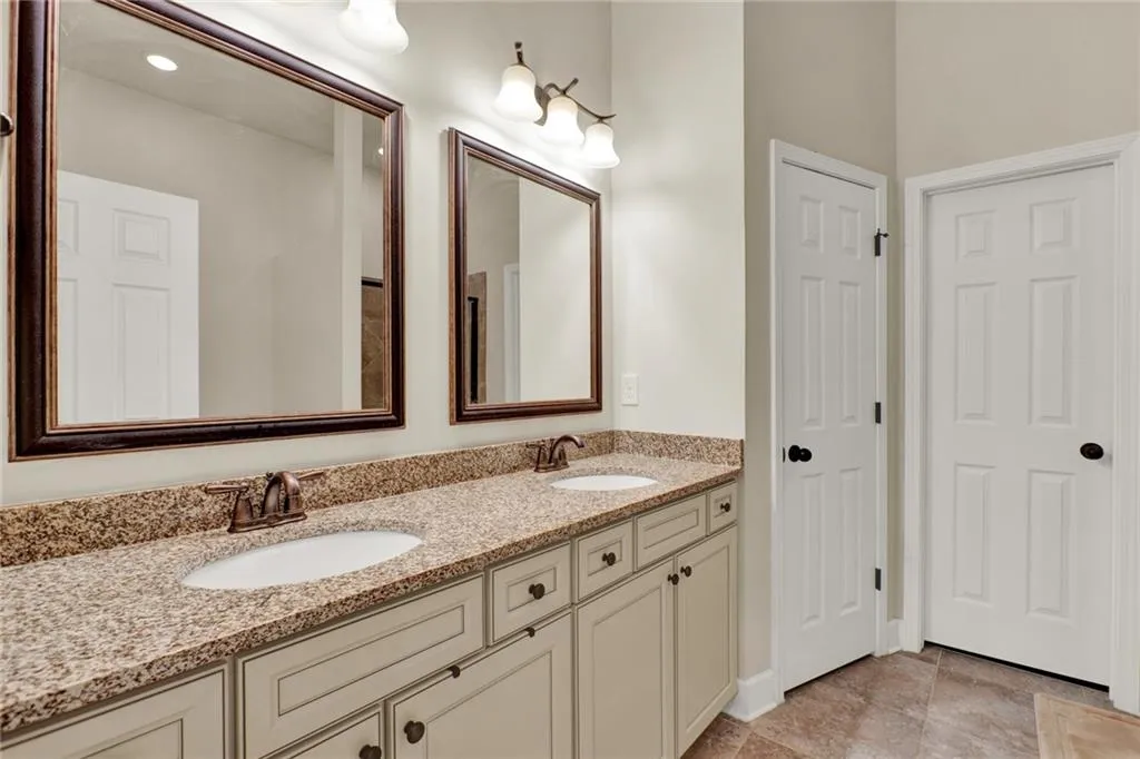 112 Bradford Drive, Atlanta, Georgia 30328, 4 Bedrooms Bedrooms, ,3 BathroomsBathrooms,Residential,Sold,112 Bradford Drive,7207990