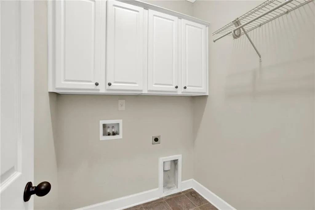 112 Bradford Drive, Atlanta, Georgia 30328, 4 Bedrooms Bedrooms, ,3 BathroomsBathrooms,Residential,Sold,112 Bradford Drive,7207990