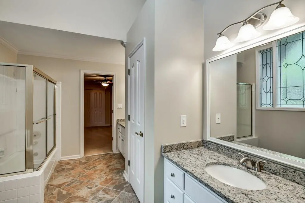 5490 Powers Overlook Court, Sandy Springs, Georgia 30327, 4 Bedrooms Bedrooms, ,3 BathroomsBathrooms,Residential,Sold,5490 Powers Overlook Court,5993382