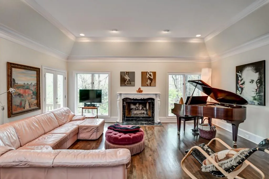 5490 Powers Overlook Court, Sandy Springs, Georgia 30327, 4 Bedrooms Bedrooms, ,3 BathroomsBathrooms,Residential,Sold,5490 Powers Overlook Court,5993382